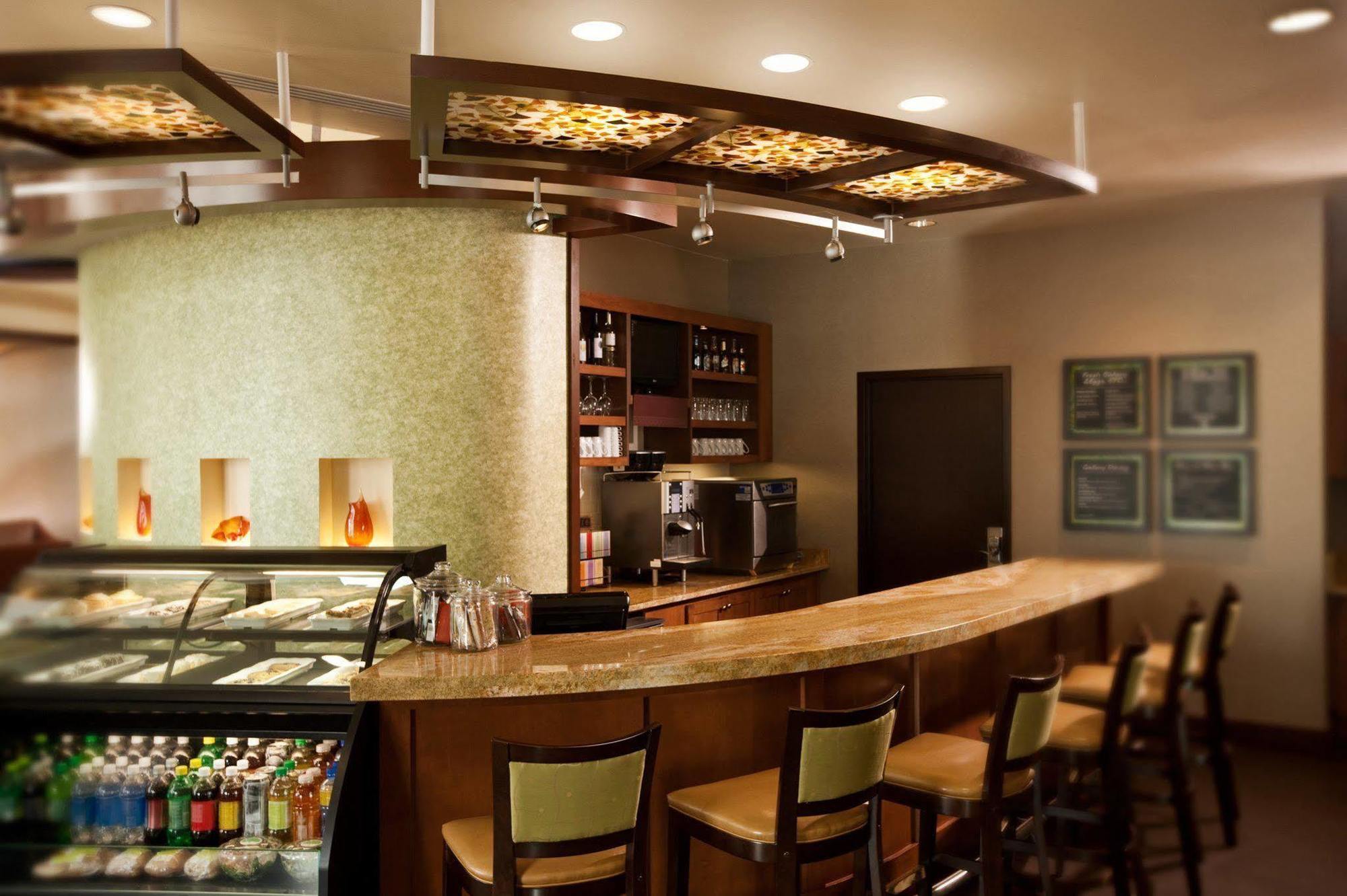 Hyatt Place Lexington Restaurant photo